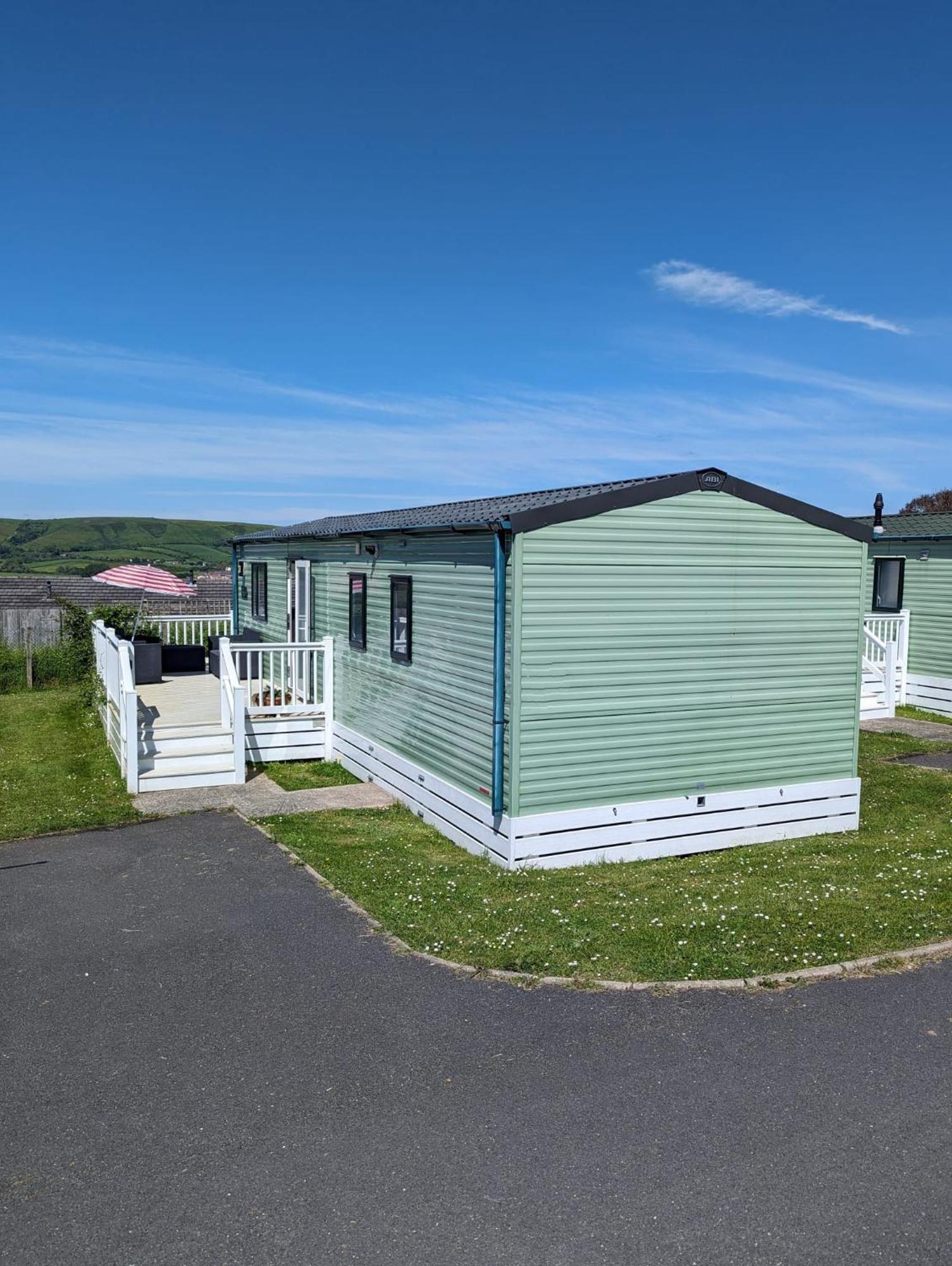 Lovely Bright Modern Caravan Swanage On Peaceful And Tranquil Holiday Park Luaran gambar